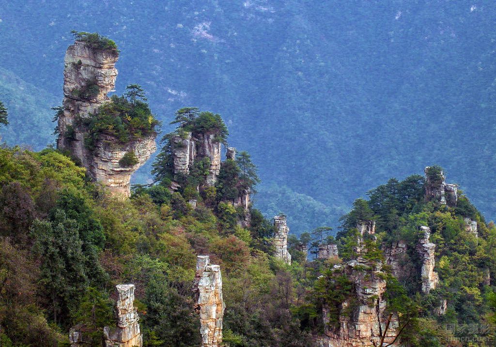 E1線：玻璃橋、袁家界、天子山、金鞭溪、天門山、夯吾苗寨、鳳凰古城湘西“精華之旅”品質(zhì)純玩4晚5日游