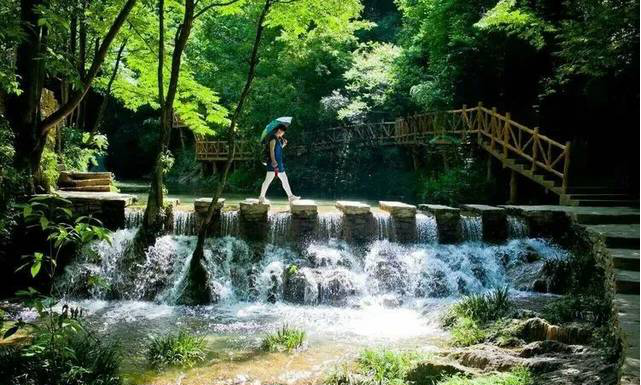 湖北古隆中、唐城、香水河、襄陽古城